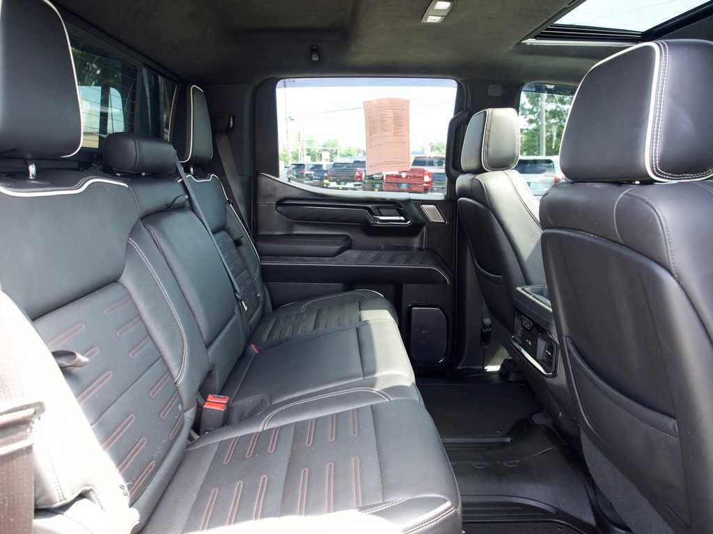 Used 2023 ONYX BLACK GMC AT4X image 25