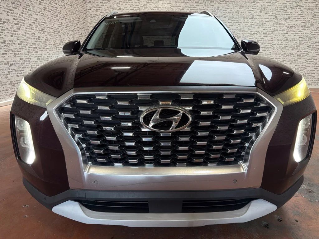 Used 2020 Sierra Burgundy Hyundai SEL image 2