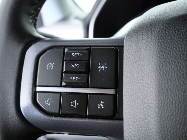 Used 2023 Silver Ford XLT image 24