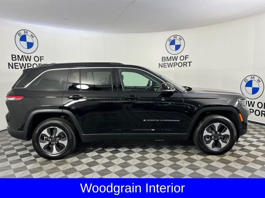 Used 2024 Black Jeep 4xe image 9