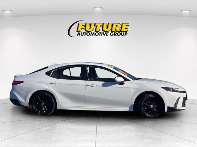 Used 2025 White Toyota SE image 3