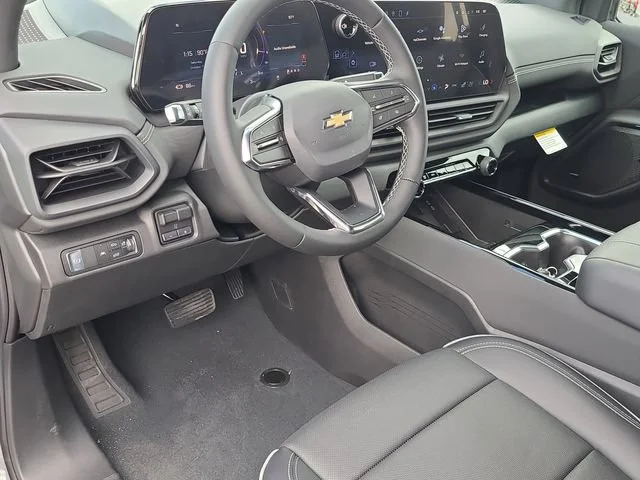 New 2026 Slate Gray Metallic Chevrolet LT - Extended Range image 17