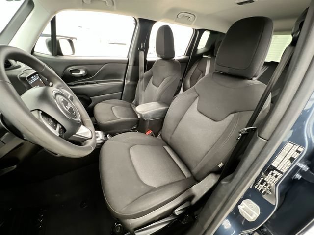 2023 Jeep Renegade Latitude - Photo 9