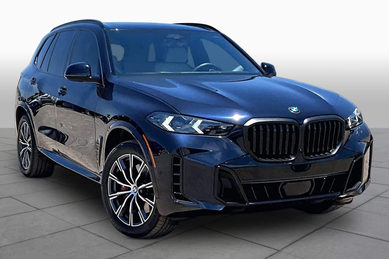 Used 2025 Carbon Black Metallic BMW xDrive40i image 2