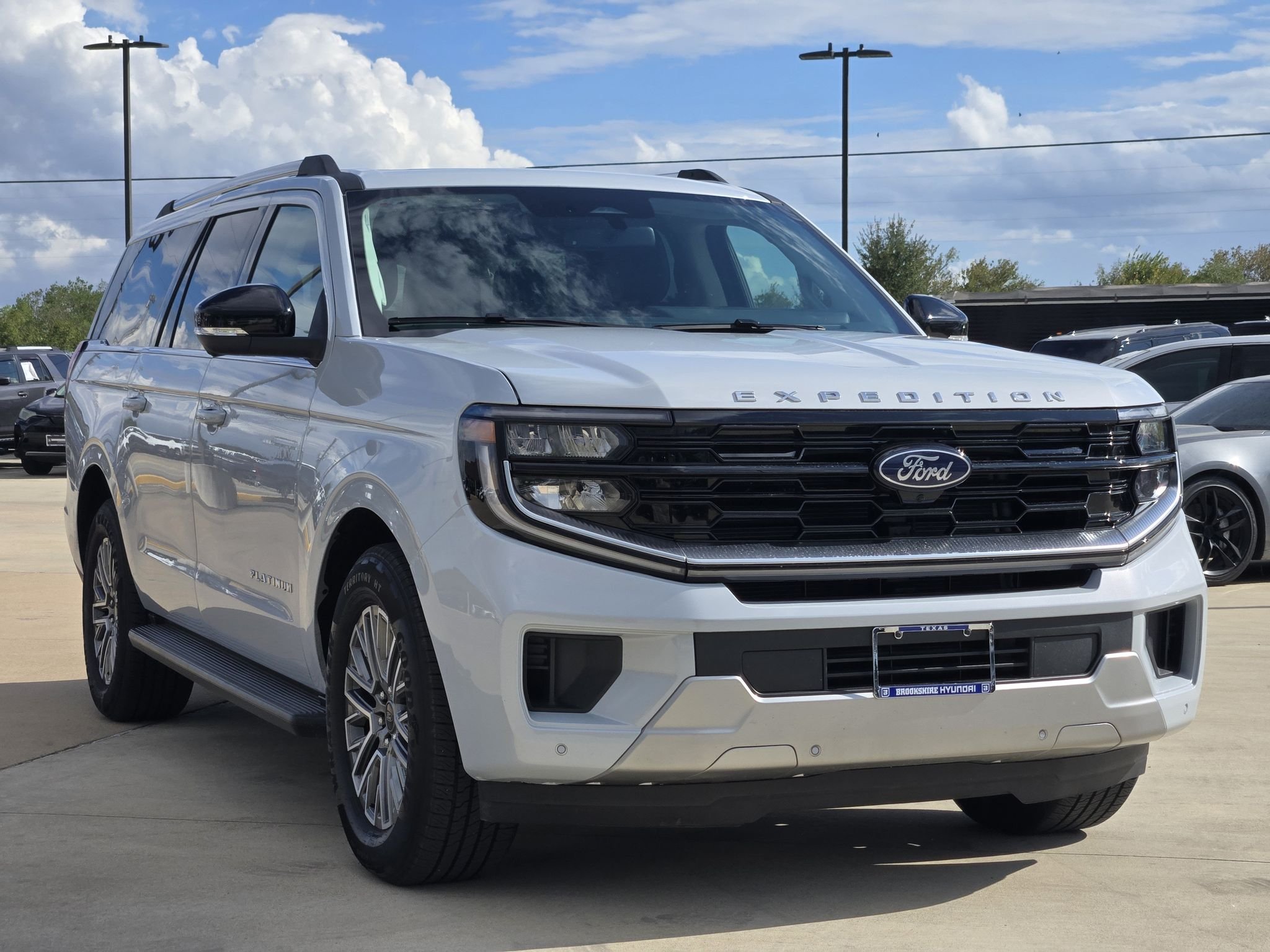 Used 2026  Ford Platinum image 3