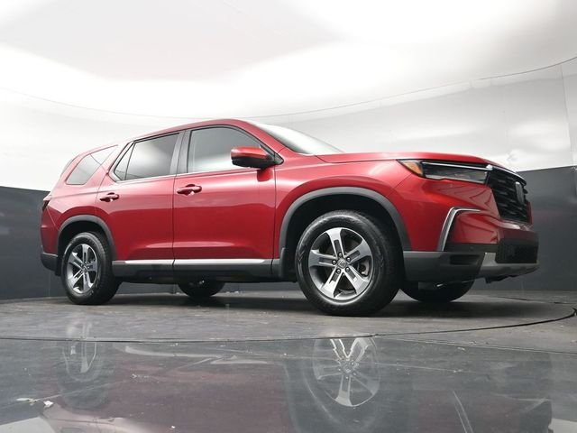 Certified Used 2025 Radiant Red Metallic II Honda 2WD EX-L image 24