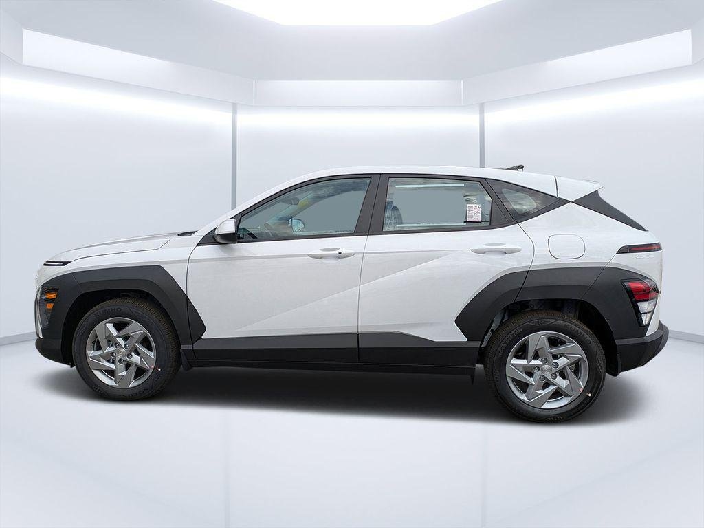 New 2026 White Hyundai SE FWD image 9