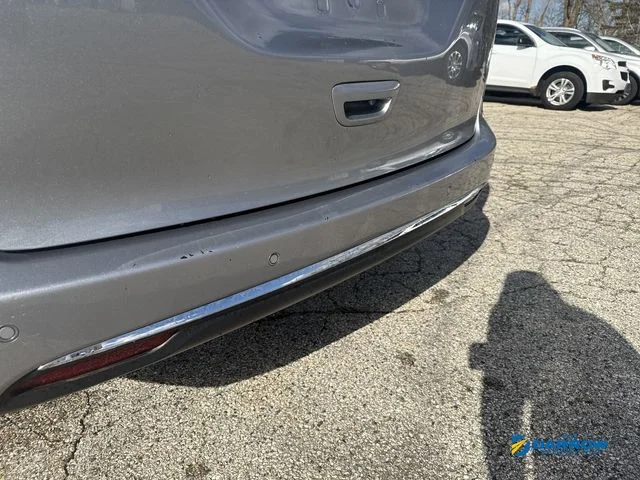 Used 2021 Silver Chrysler Touring L image 24