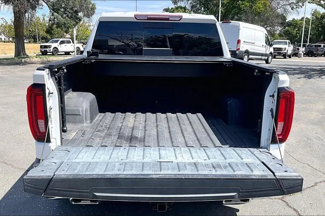 Used 2021 White Frost GMC SLT image 36
