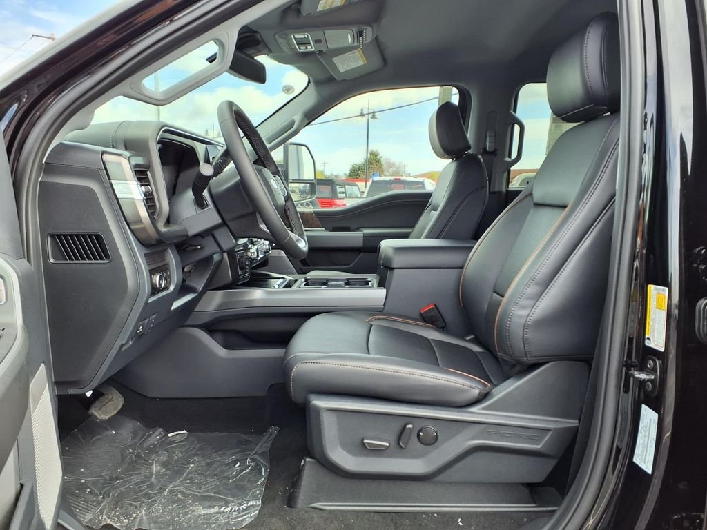 New 2026 Agate Black Metallic Ford F-250® Lariat® image 9