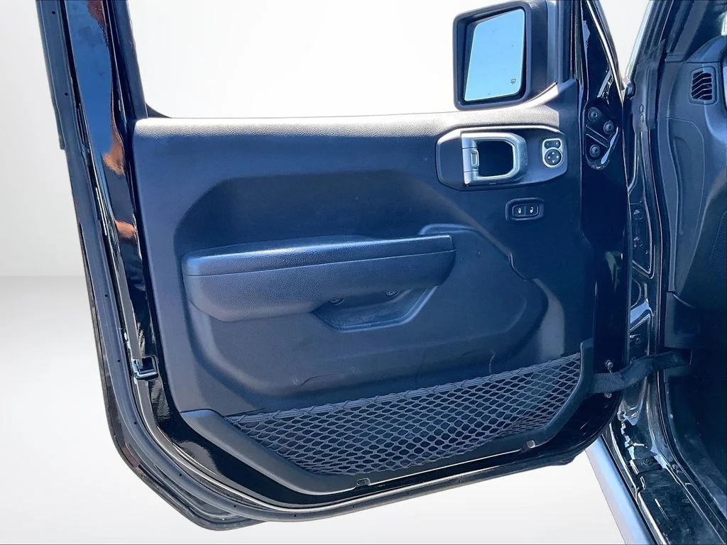 Used 2022 Black Jeep Willys image 20