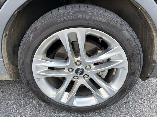Used 2019 Black Lincoln Reserve image 19