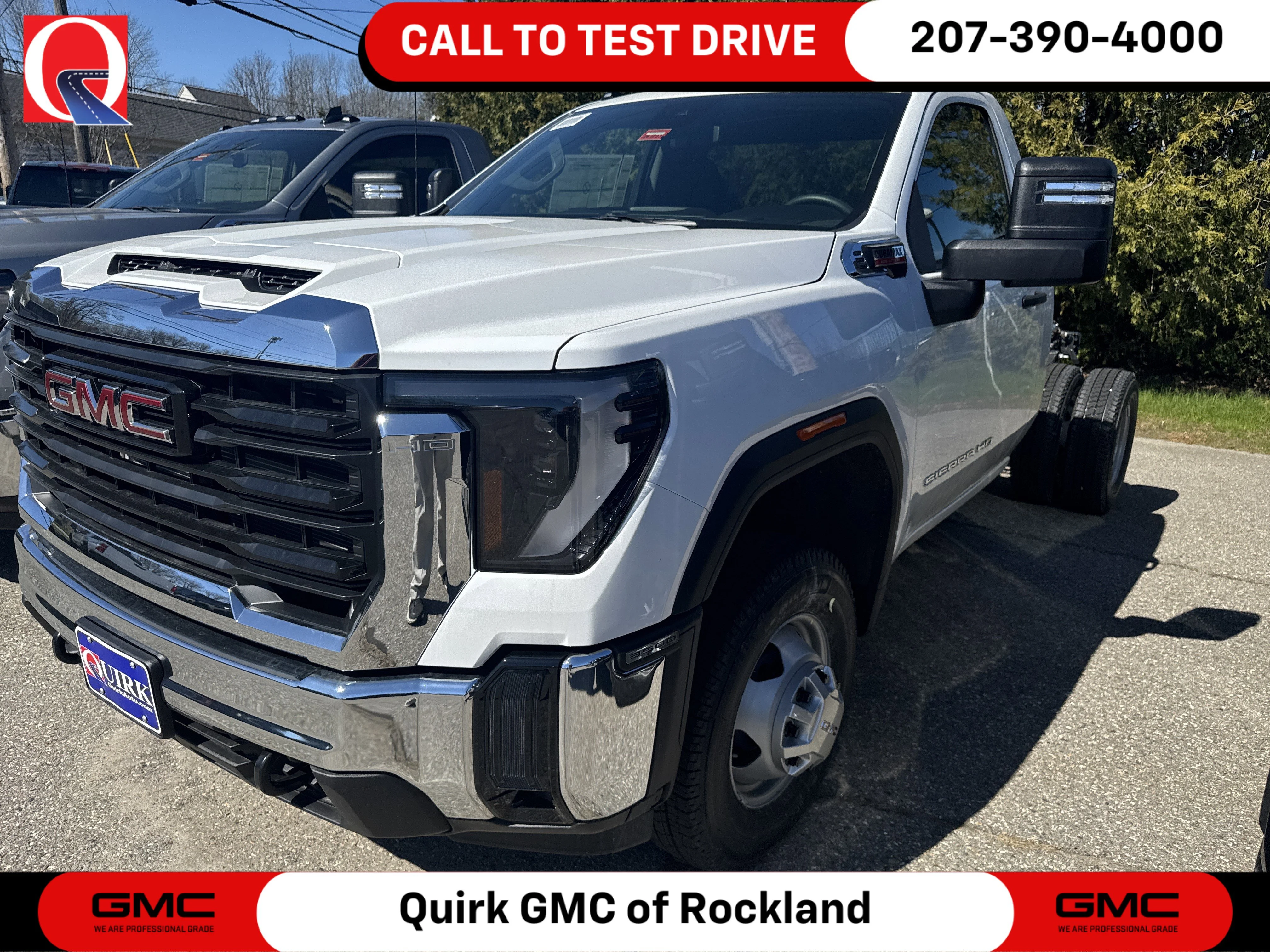 2026 GMC Sierra 4WD Regular Cab Chassis LWB Pro's photo