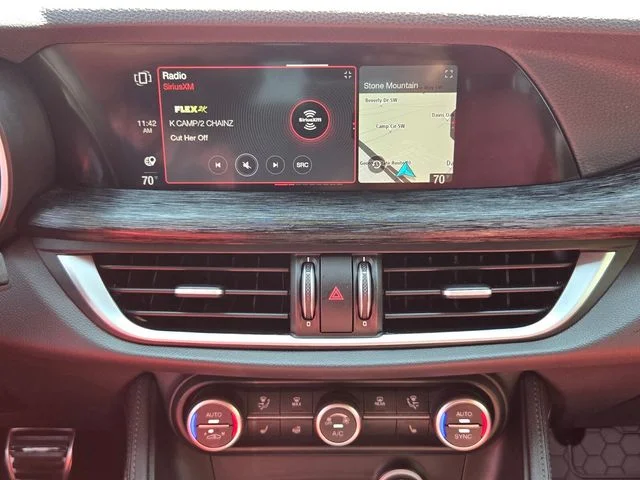 Used 2023 Gray Alfa Romeo Sprint image 22
