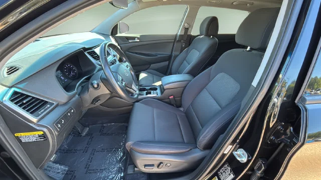 Used 2018 Black Hyundai Value image 18