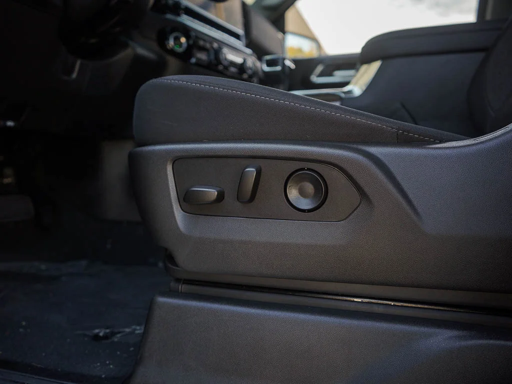 New 2026 Black Chevrolet LT image 17