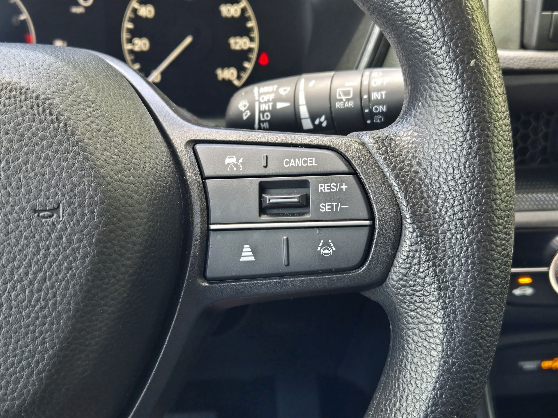 Used 2025 Canyon River Blue Metallic Honda EX image 26
