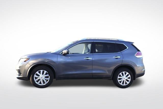 Used 2016 Gun Metallic Nissan S image 6