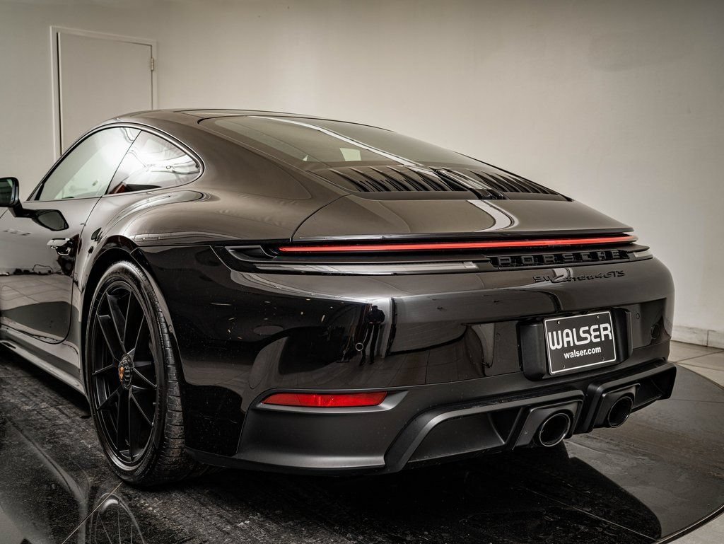 2025 Porsche 911 GTS - Photo 24
