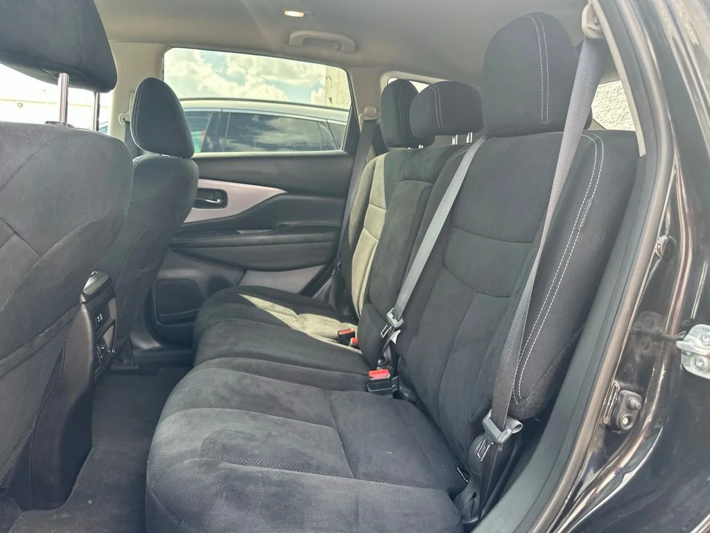 Used 2020 Black Nissan S image 7