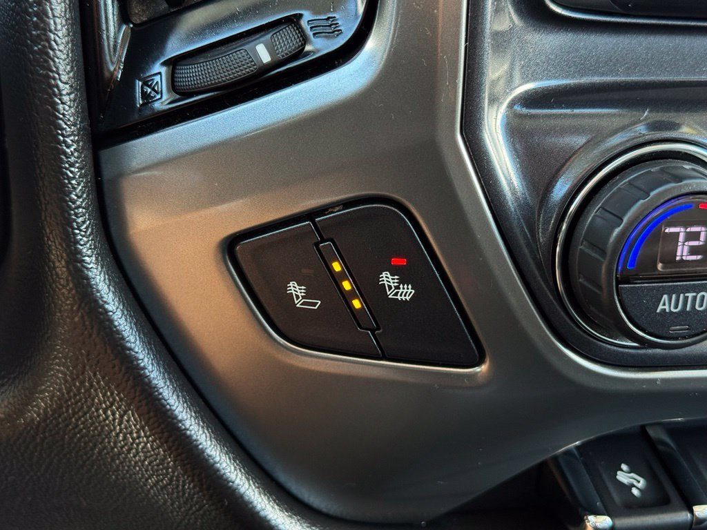 Used 2018 Gray Chevrolet LT image 38