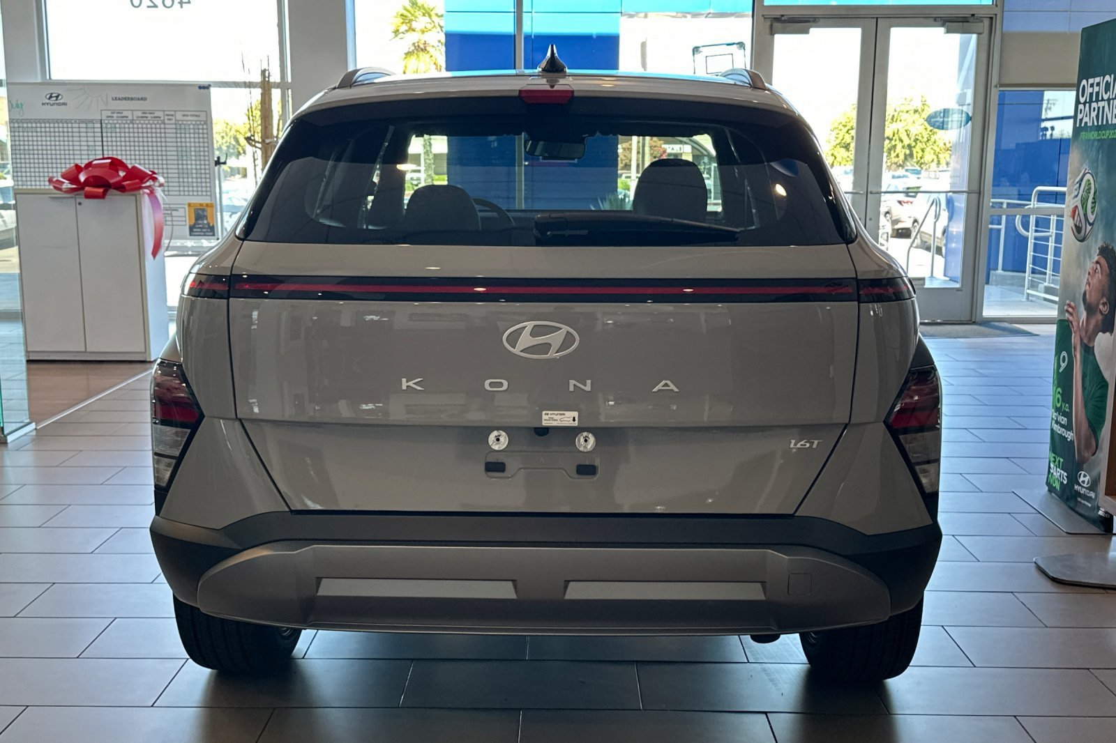 New 2026 Cyber Gray Metallic Hyundai SEL Premium image 5