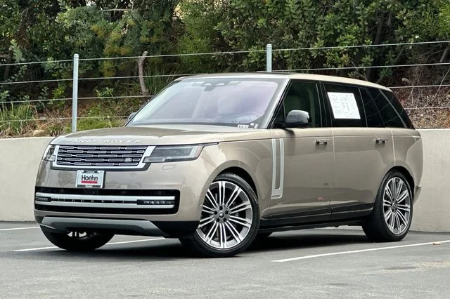 Used 2023 Lantau Bronze Metallic Land Rover Autobiography image 1