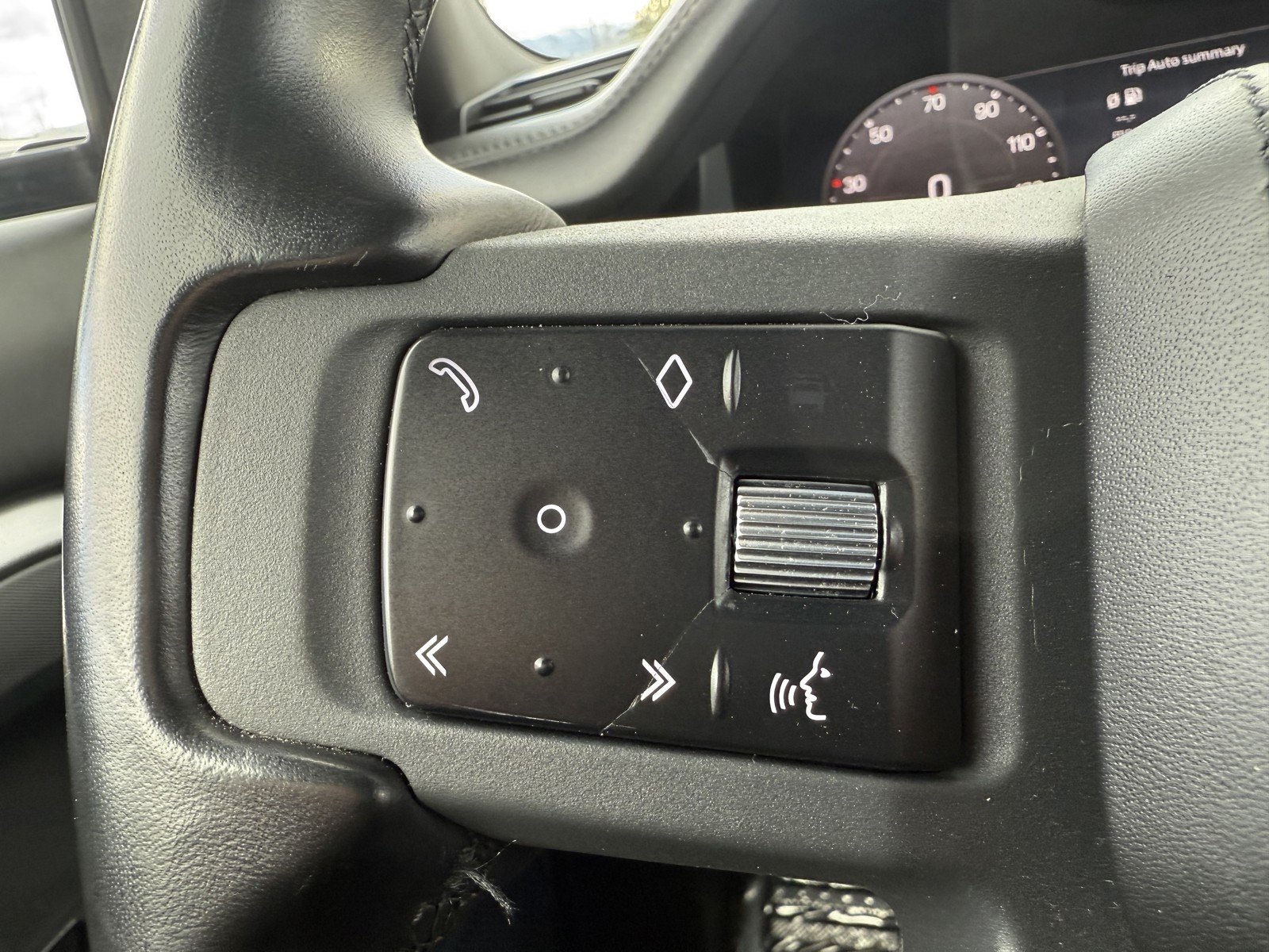 2023 Land Rover Defender X - Photo 16