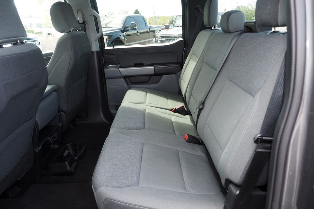 Used 2025 Gray Ford XLT image 16