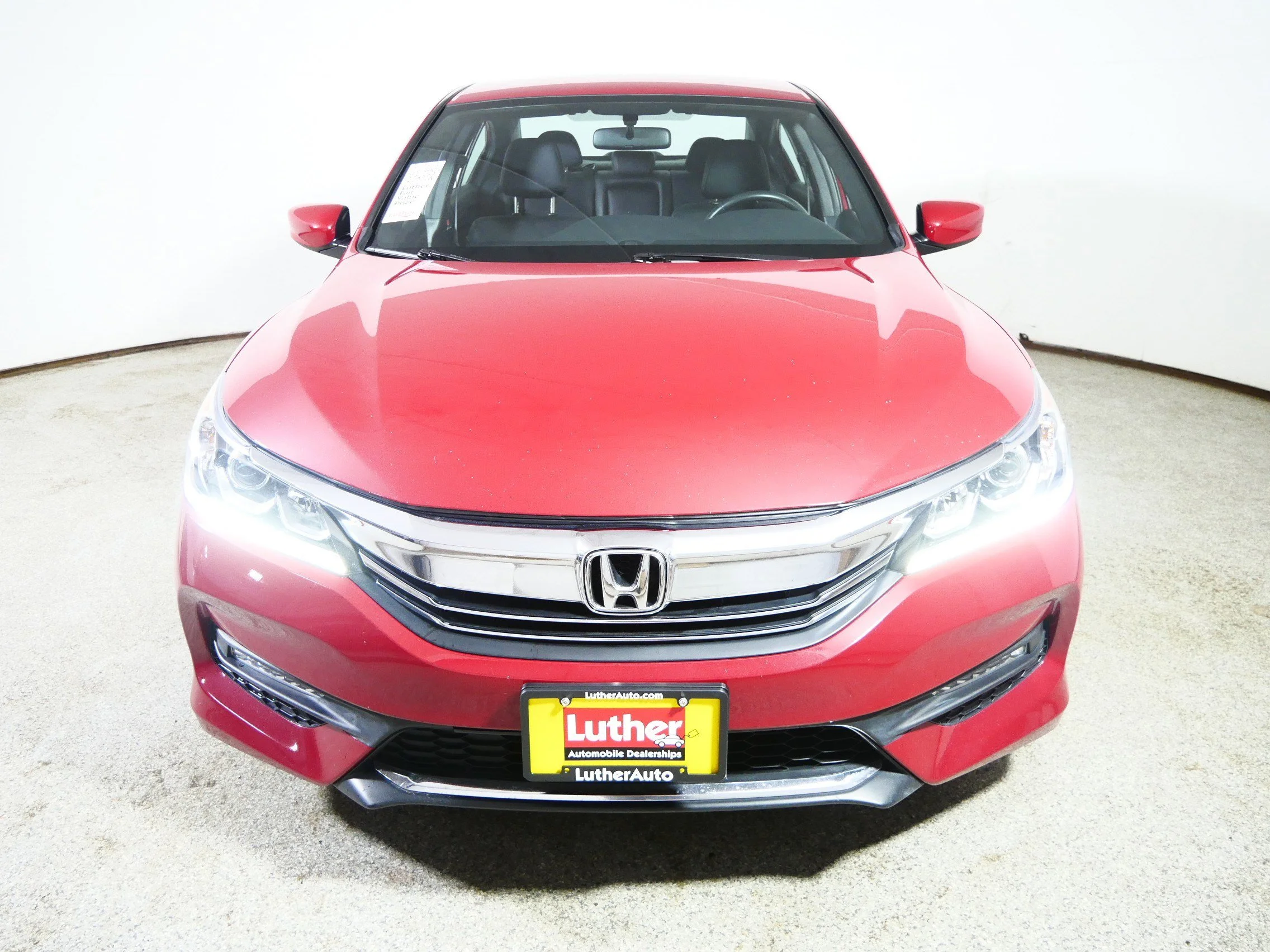 Used 2016 San Marino Red Honda Sport image 2