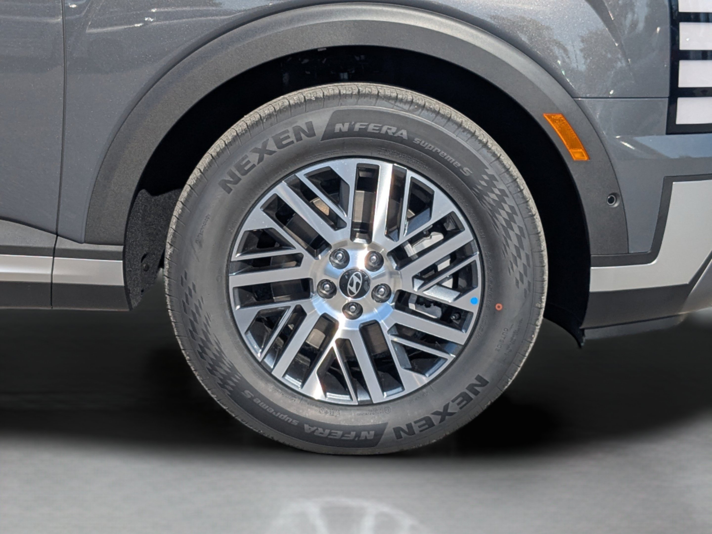 New 2027 Ecotronic Gray Pearl Hyundai SEL Premium FWD image 10