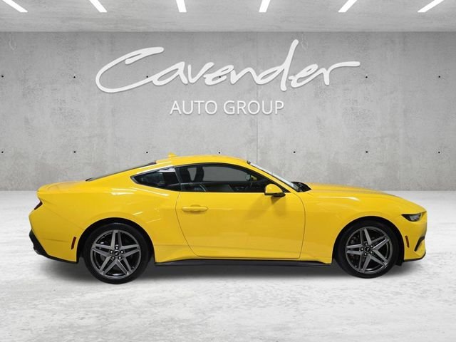 2024 Ford Mustang EcoBoost Premium - Photo 18