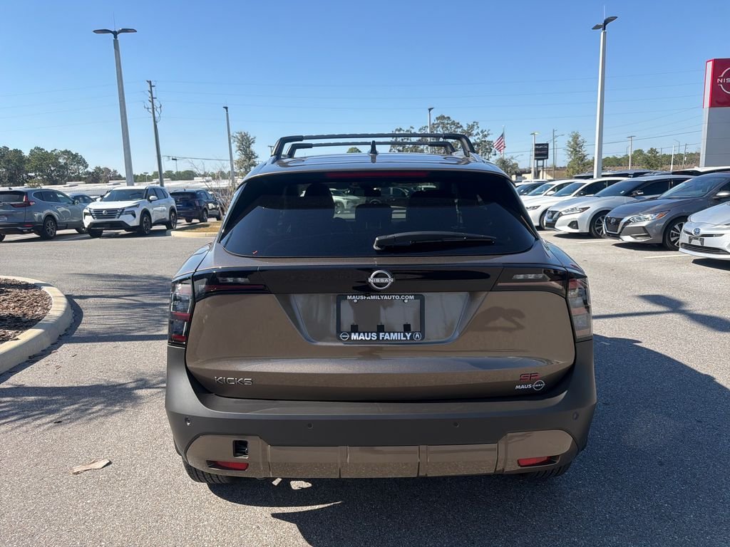 New 2026 Nissan Kicks SR 4D Sport Utility