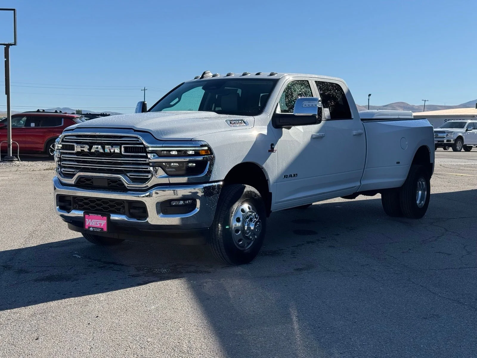 New 2026 Bright White Clear-Coat Exterior Paint RAM Laramie image 12