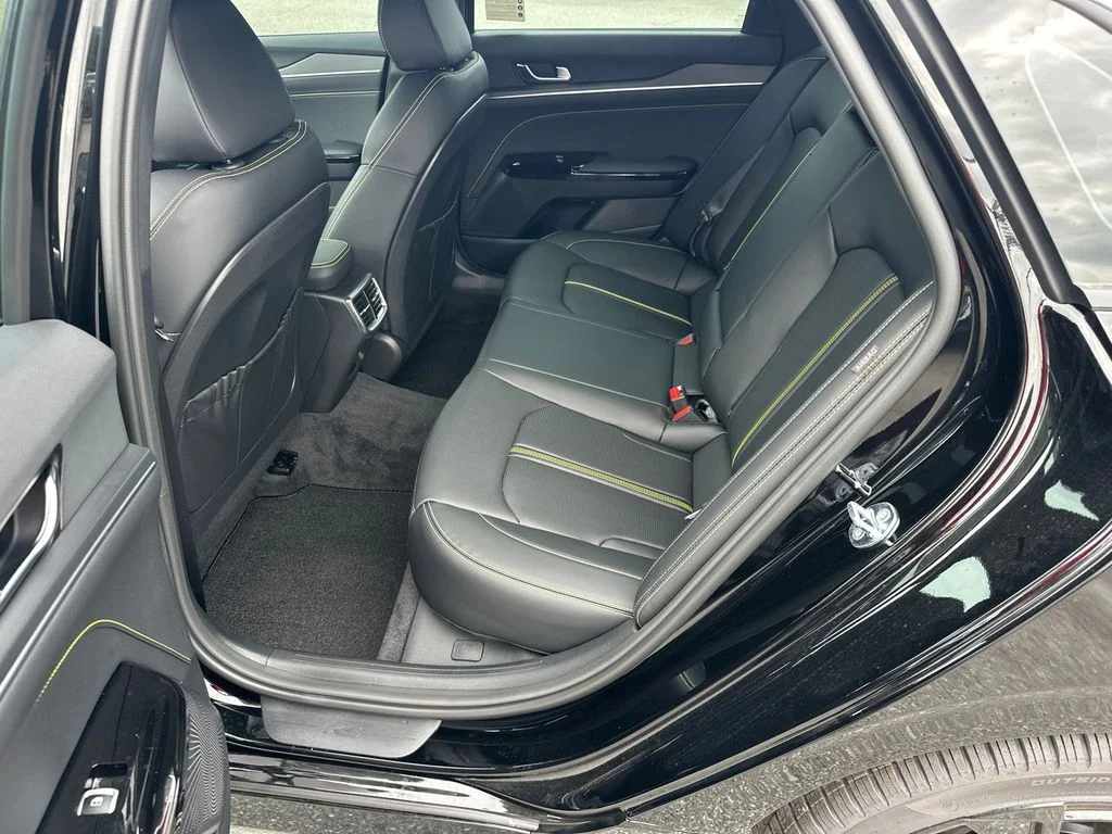 New 2026 Black Kia GT image 20