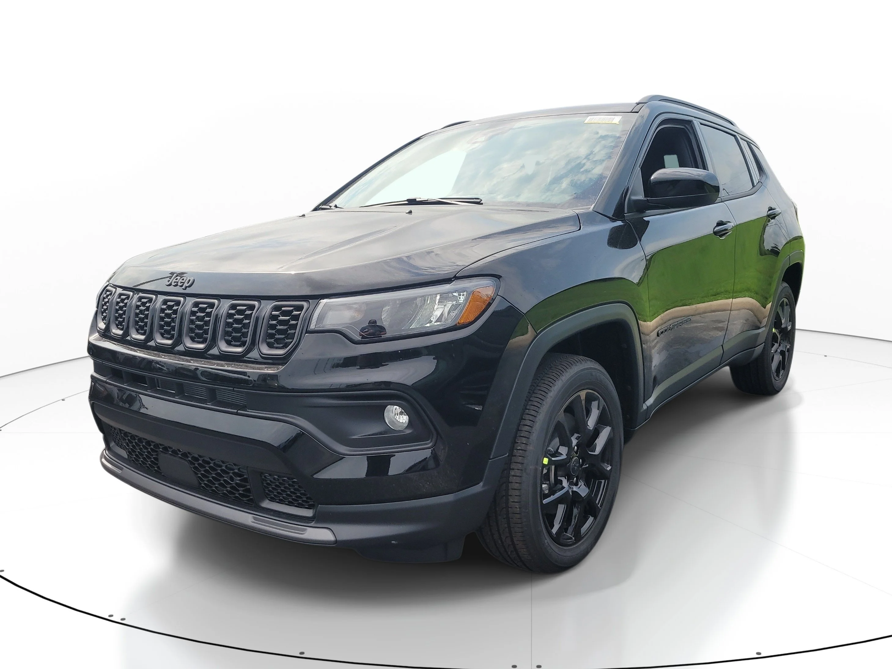 New 2026 Diamond Black Crystal Pearlcoat Jeep Latitude image 4
