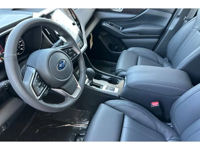 New 2026 CRYSTAL BLACK SILICA Subaru Touring 7-Passenger image 37