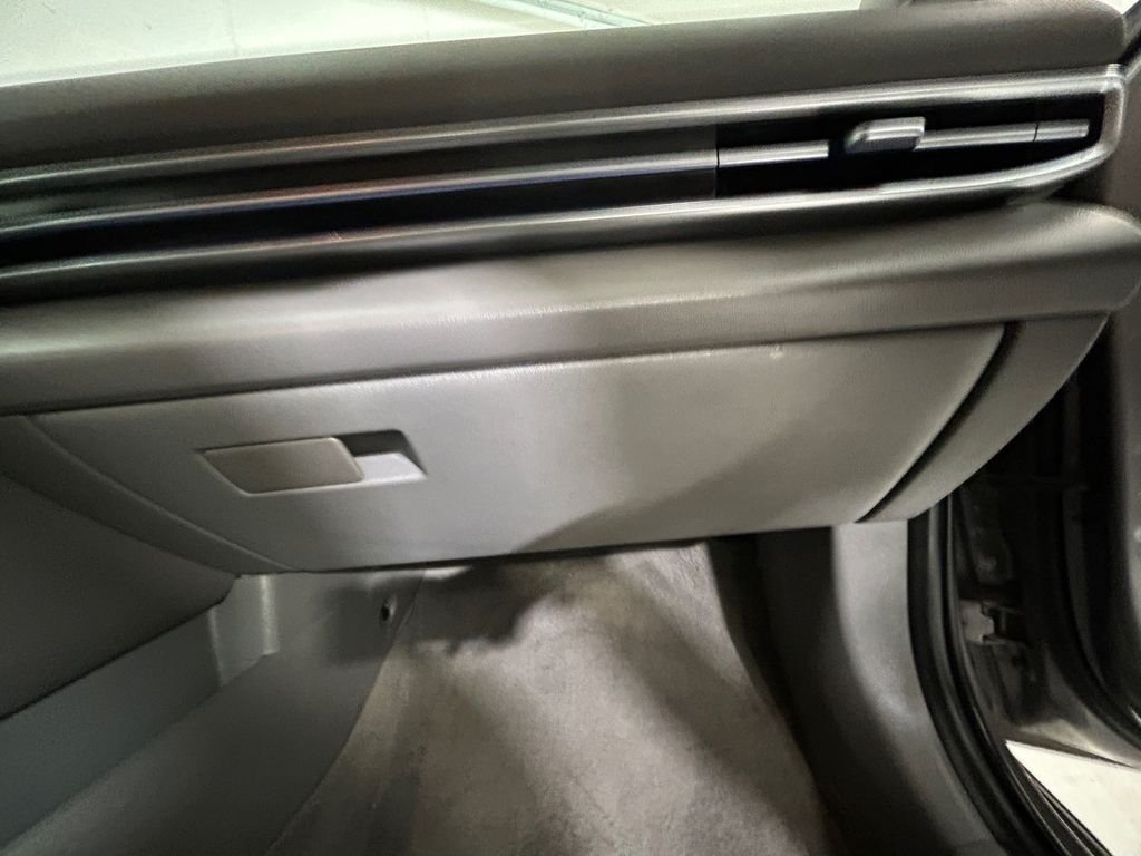 Used 2024 Silver Hyundai SEL image 24