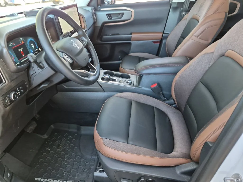 Used 2025 White Ford Outer Banks image 11
