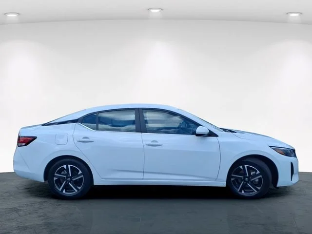 Used 2025 White Nissan SV image 7