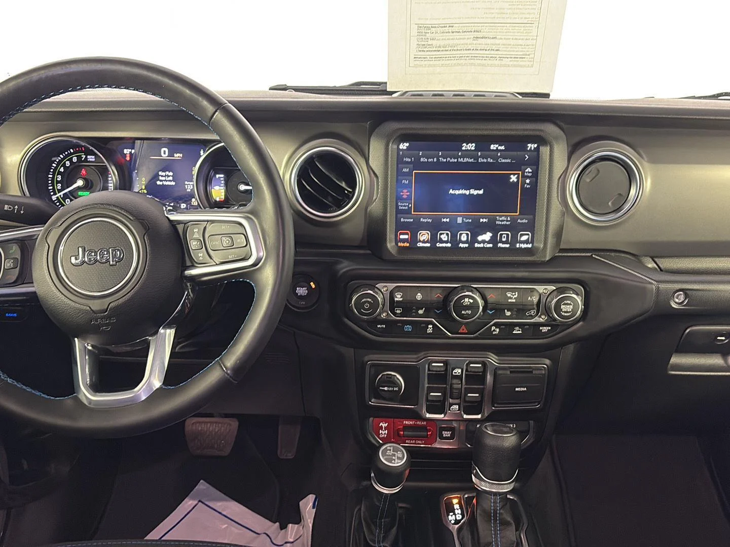 Used 2023 Sting-Gray Clearcoat Jeep Rubicon image 20