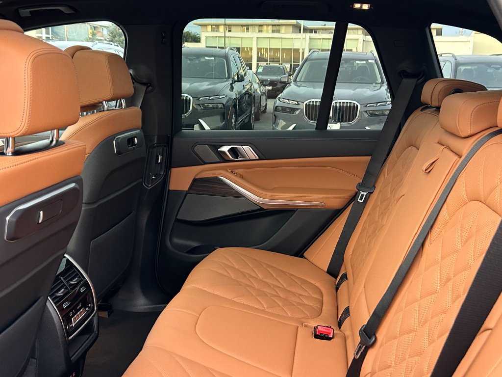 2026 BMW X5 50e - Photo 30