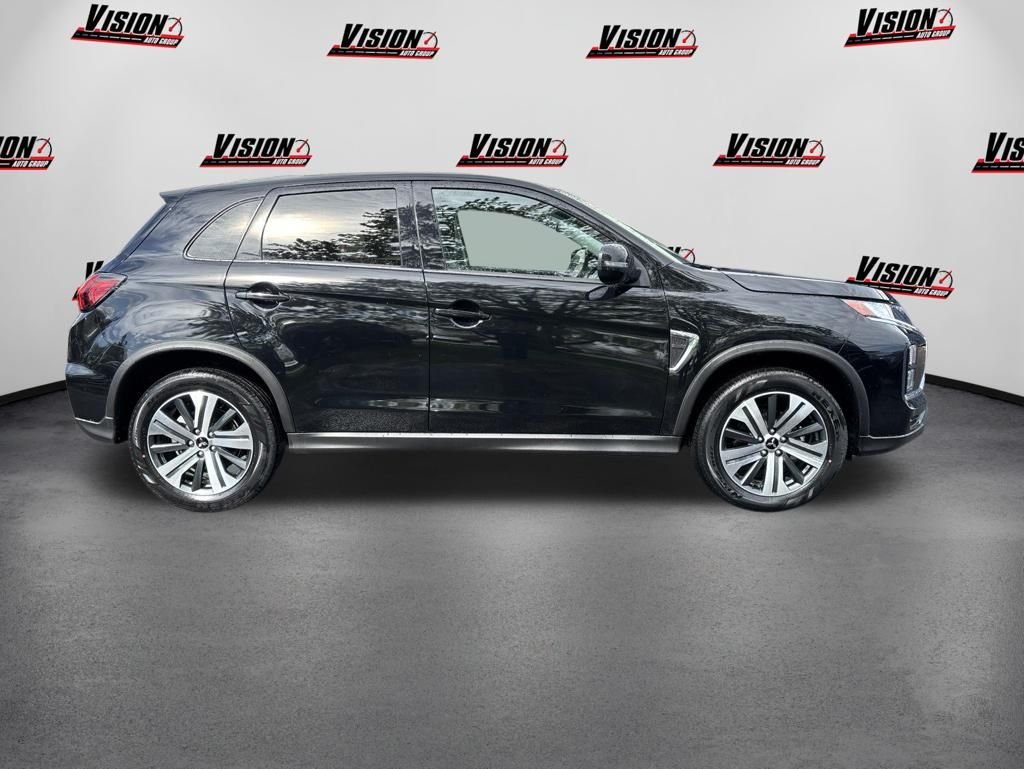 Used 2024 Black Mitsubishi 2.0 SE image 5