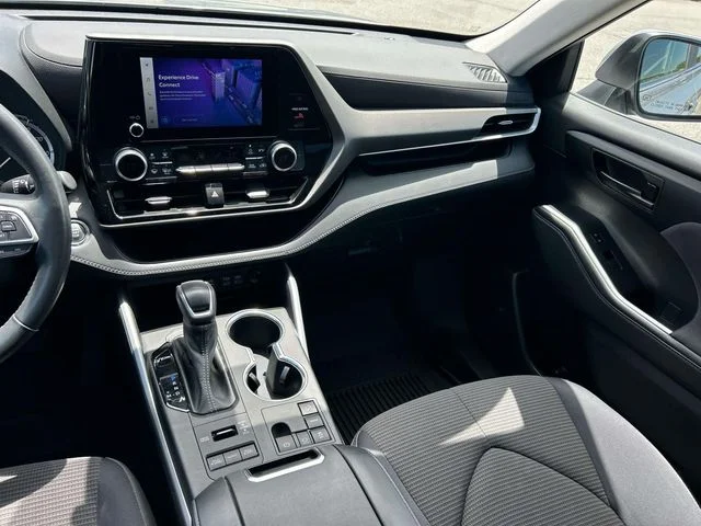 Used 2023 Silver Toyota LE image 16