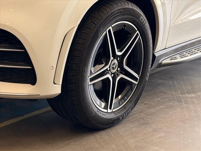 Used 2022 Polar White Mercedes-Benz GLE 350 image 32