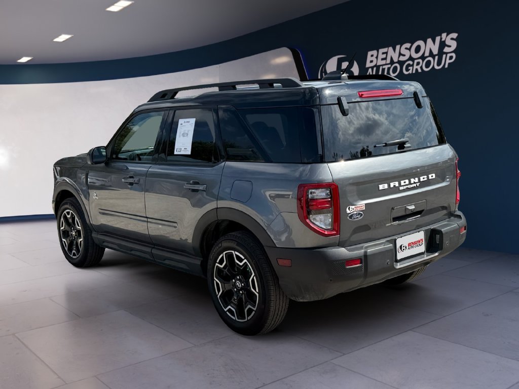 Used 2025 Gray Ford Outer Banks image 3