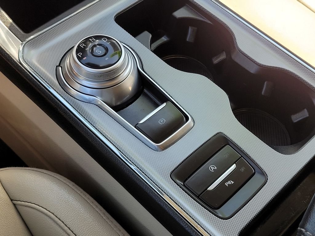 Used 2021 Silver Ford Titanium image 22