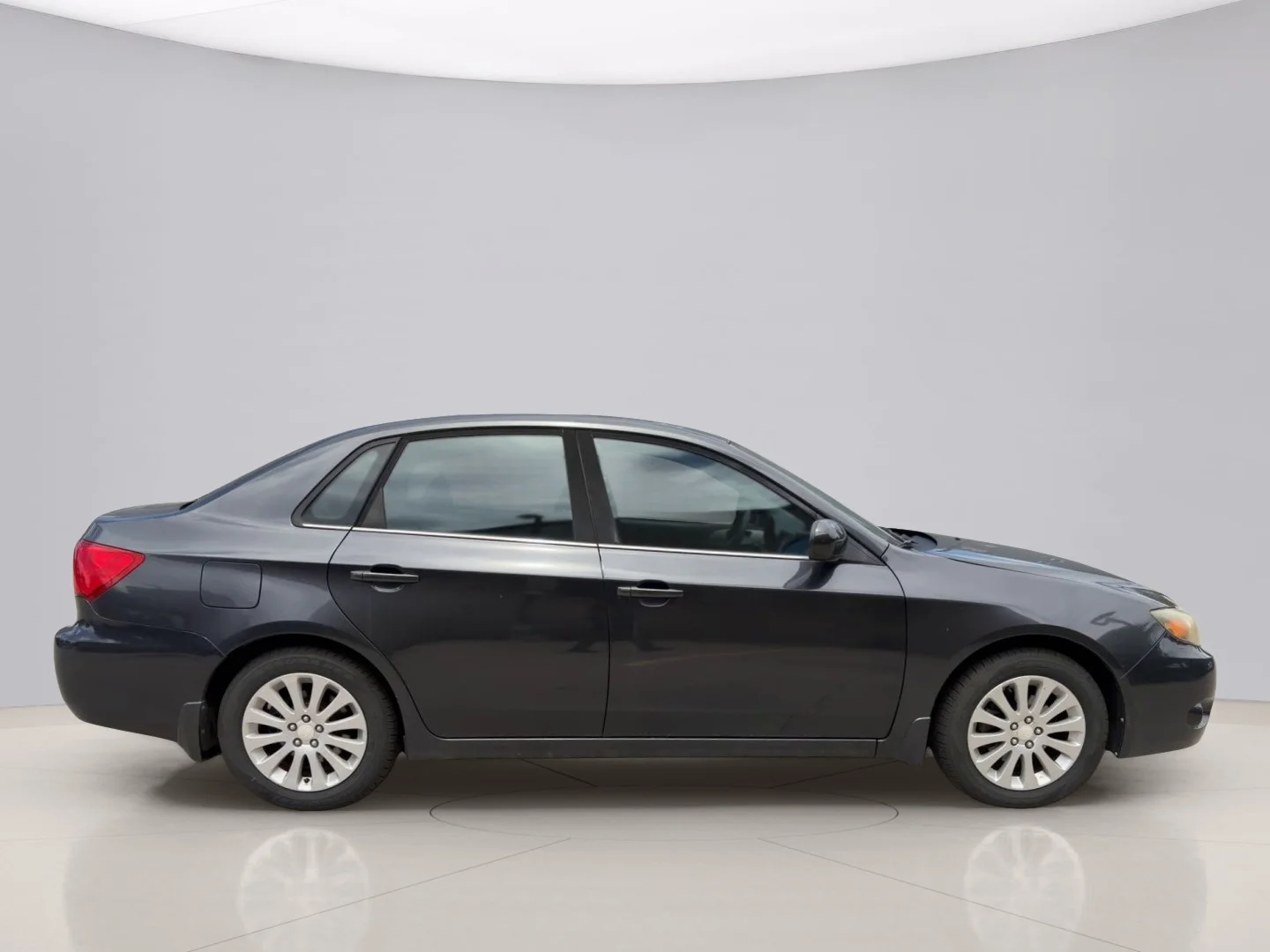Used 2010 Gray Subaru 2.5I image 6