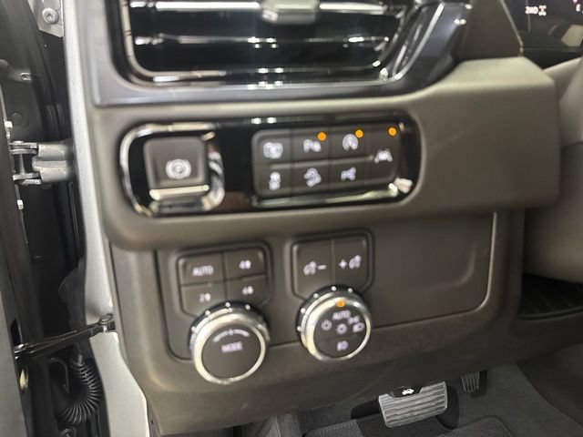 2026 GMC Yukon AT4 - Photo 7