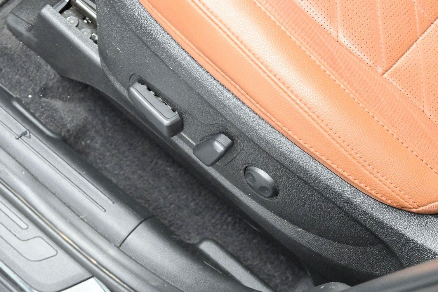 Used 2023 Ebony Black Kia EX X-Line image 13